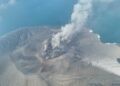 Gambar anak gunung krakatau volcano